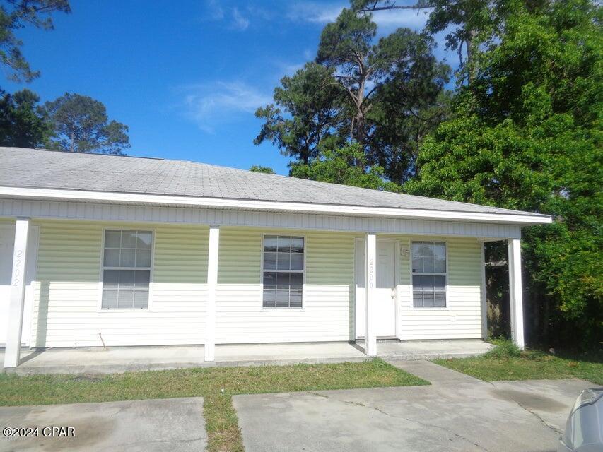 2200 Laurie Ave in Panama City, FL - Building Photo