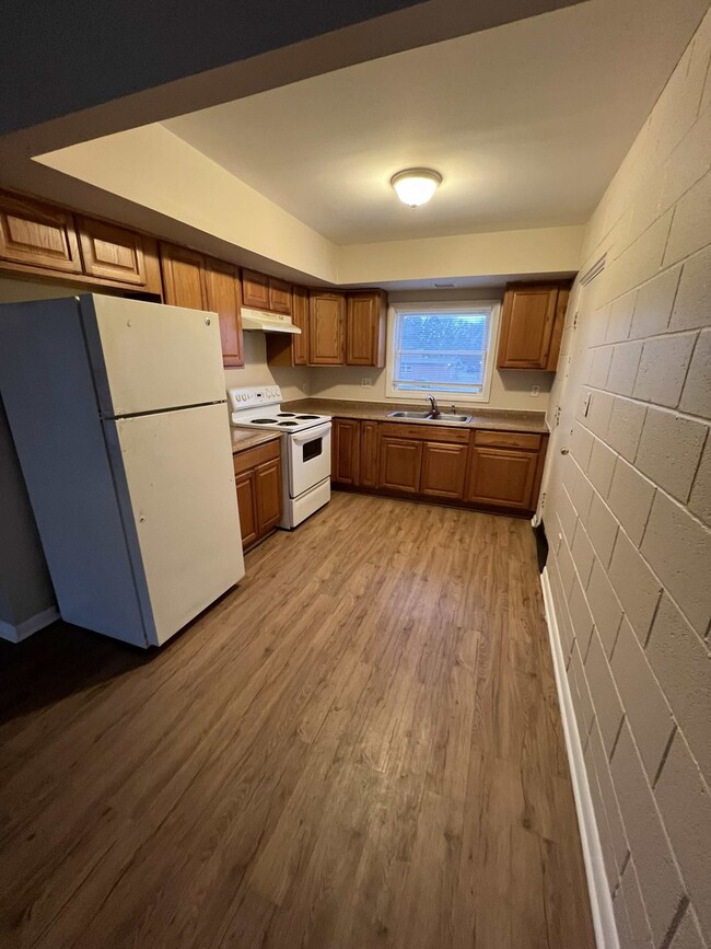 2904 Elizabeth Ave in Zion, IL - Building Photo - Building Photo