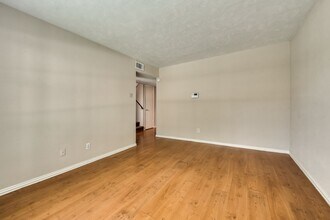 403 Arborview Dr in Garland, TX - Building Photo - Building Photo