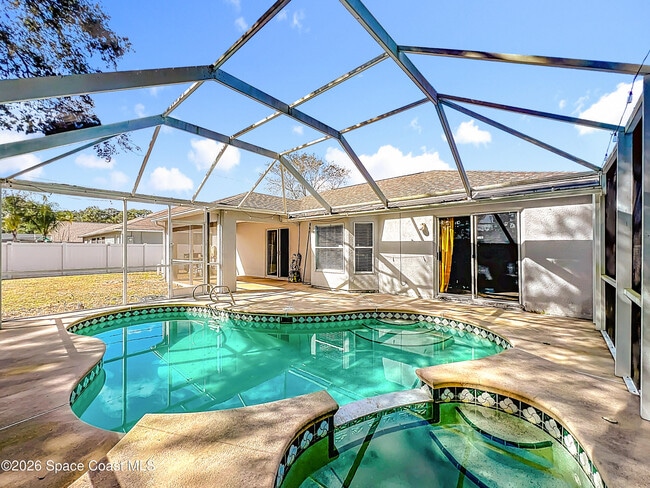 property at 1662 Hawksbill St NW