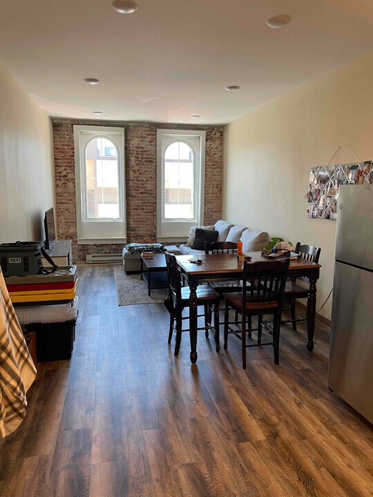 110 N Minnesota St, Unit 6 in New Ulm, MN - Building Photo
