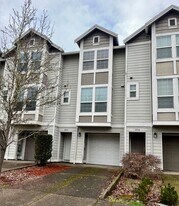 3928 SW 182nd Pl in Beaverton, OR - Building Photo