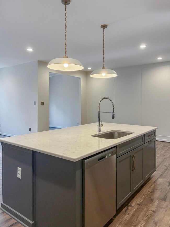 18341 Palisades Ct in Moseley, VA - Building Photo - Building Photo