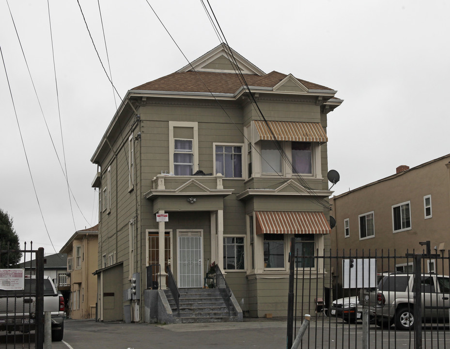 1772 27th Ave in Oakland, CA - Building Photo