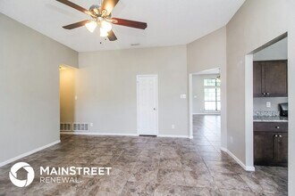 4205 Martha Ln in Rowlett, TX - Foto de edificio - Building Photo