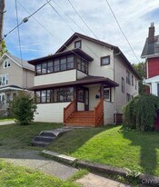 109 Harford Rd in Syracuse, NY - Building Photo