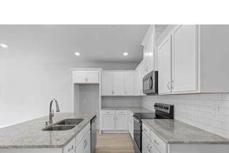 1316 Newbern Dr in Grovetown, GA - Building Photo - Building Photo