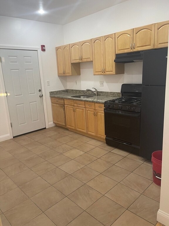58 Broadway, Unit #1 in Somerville, MA - Building Photo - Building Photo