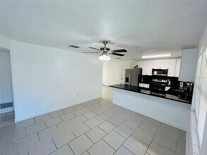 6112 Tavendale Dr in Orlando, FL - Building Photo - Building Photo