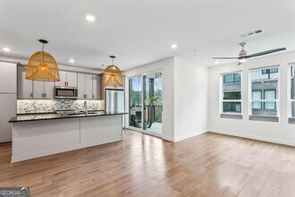 404 Pratt Dr SE in Atlanta, GA - Building Photo - Building Photo
