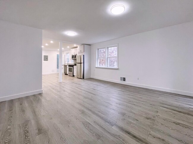 property at 389 Monmouth St
