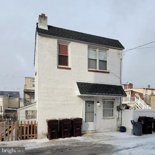 46 E 4th St in Bridgeport, PA - Foto de edificio