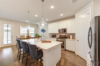 9210 Lair Cove Dr in Cypress, TX - Building Photo - Building Photo