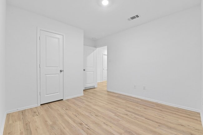 property at 22156 Juniper Crossing Dr