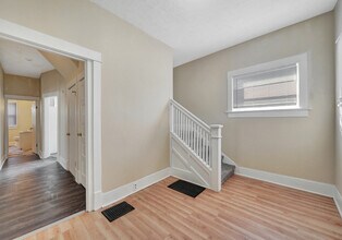 2845 Starr St in Lincoln, NE - Building Photo - Building Photo