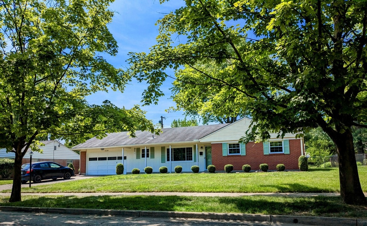 1118 Lincoln Park Blvd in Kettering, OH - Foto de edificio