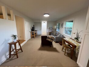 370 Richardson Way, Unit Mill Valley in-law unit in Mill Valley, CA - Building Photo - Building Photo