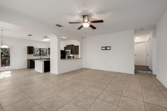 7864 Sandpiper Park in San Antonio, TX - Building Photo - Building Photo