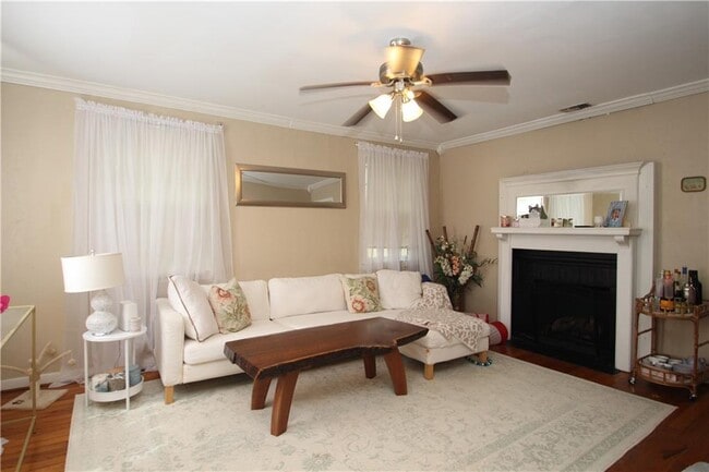 300 Border Dr E in Mobile, AL - Building Photo - Building Photo