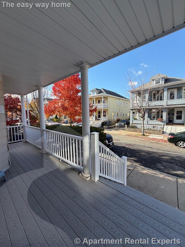 41 Michigan Ave in Somerville, MA - Building Photo - Building Photo