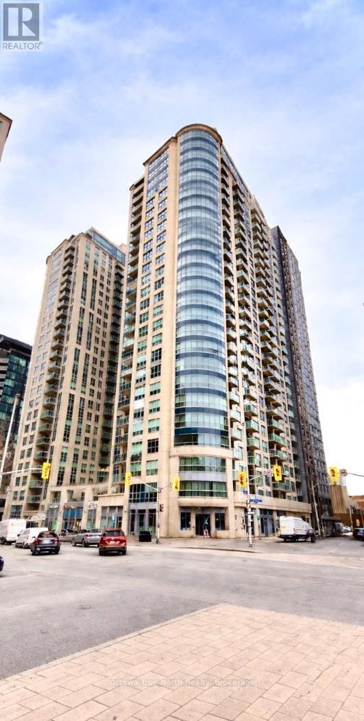 property at 195 Besserer St