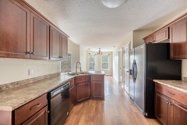 1613 Hucknall Pl in Statesboro, GA - Building Photo - Building Photo