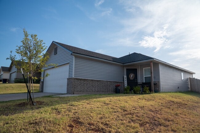 property at 1103 Stallion Dr