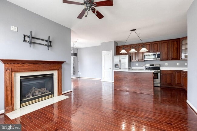 property at 1942 Glenroths Dr