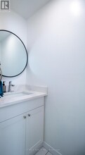 2410 Orient Park Dr in Ottawa, ON - Building Photo - Building Photo