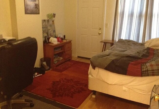 22 S Huntington Ave, Unit 202 in Boston, MA - Building Photo - Building Photo