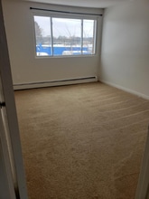 4314 Wetzel Rd in Liverpool, NY - Building Photo - Building Photo
