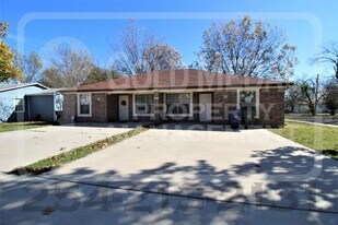 1017 S 9th St in Copperas Cove, TX - Building Photo