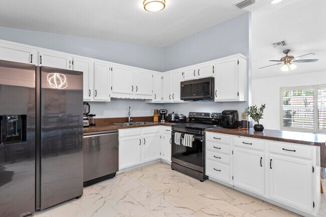 812 NW 6th Ave in Boynton Beach, FL - Building Photo - Building Photo