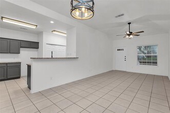 913 Jenni Dr in Midlothian, TX - Building Photo - Building Photo