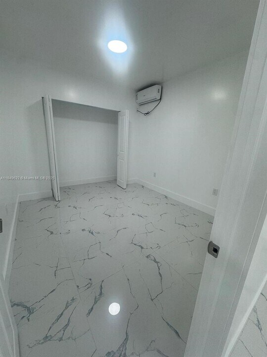 28095 SW 158th Pl in Homestead, FL - Building Photo