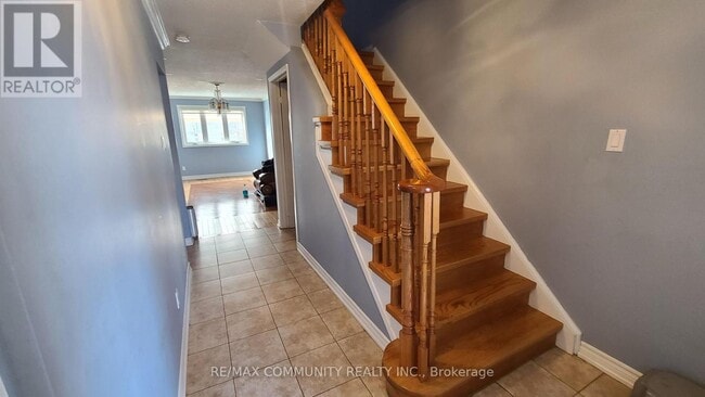 property at 16 Fieldside Dr