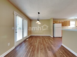 2733 Jenny Marie Dr in Xenia, OH - Building Photo - Building Photo