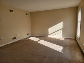 46 Ironstone Dr in Elizabethtown, PA - Foto de edificio - Building Photo