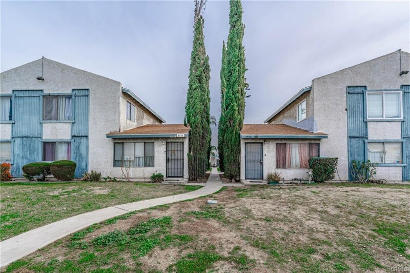 8939 Mango Ave in Fontana, CA - Building Photo