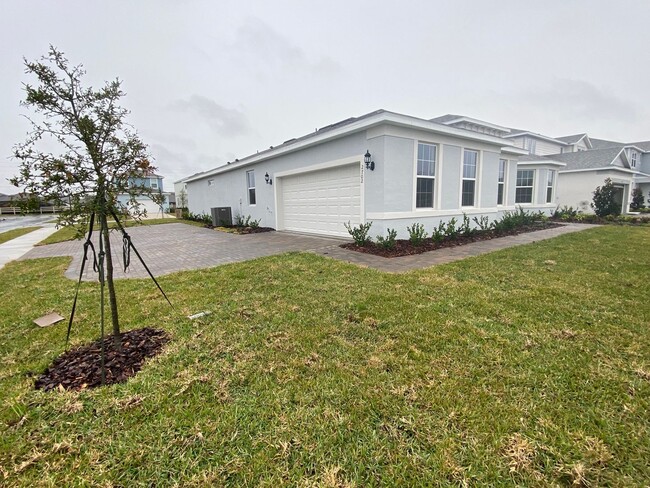 2702 Forestdale St in St. Cloud, FL - Building Photo - Building Photo