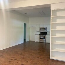 900 W Morgan St in Denison, TX - Building Photo - Building Photo