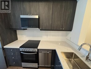 51 Clarington Blvd in Bowmanville, ON - Building Photo - Building Photo