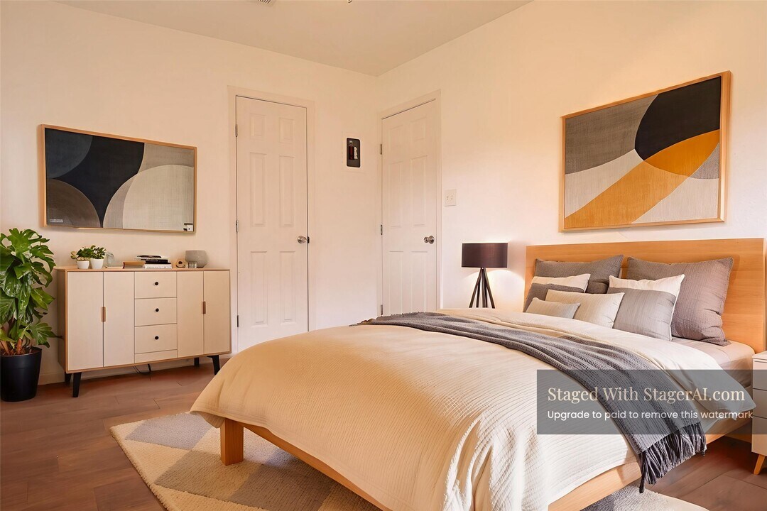 1704 Cherry Orchard Dr in Austin, TX - Foto de edificio
