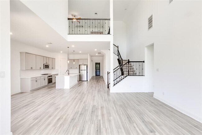 property at 1900 Mariann Dr
