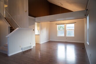 4011 Shining Star Dr in Colorado Springs, CO - Building Photo - Building Photo