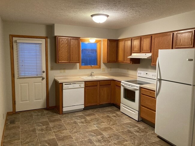 1911 NW 55th St in Lincoln, NE - Building Photo - Building Photo