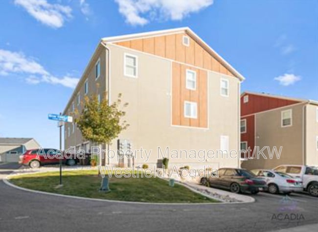 14421 S Miners View Ct in Herriman, UT - Building Photo - Building Photo