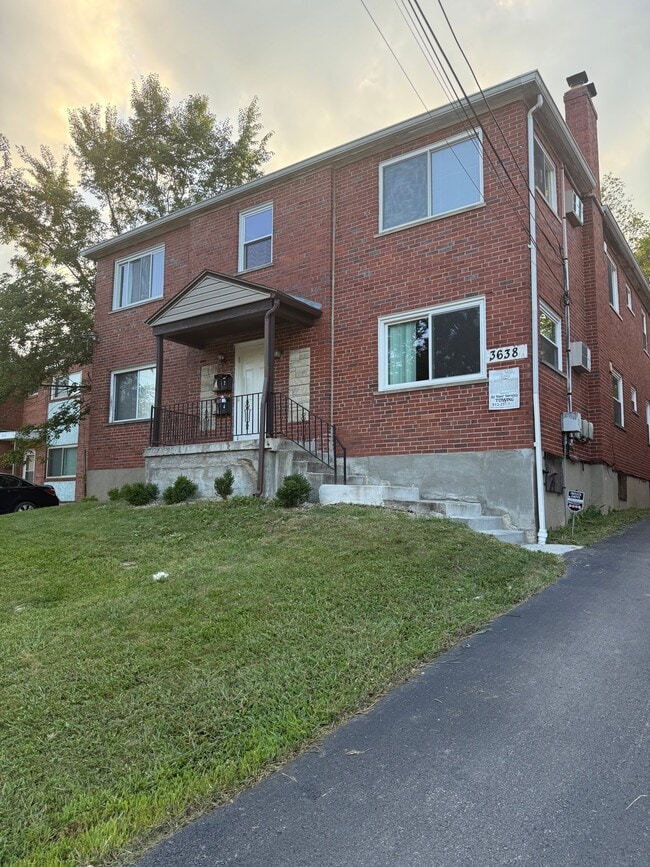 3638 Northdale Pl, Unit 4