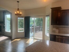 4723 Ponderosa Dr in Bellevue, NE - Building Photo - Building Photo