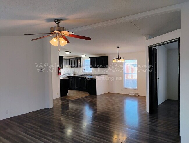 120 Evergreen St in Raritan, IL - Building Photo - Building Photo